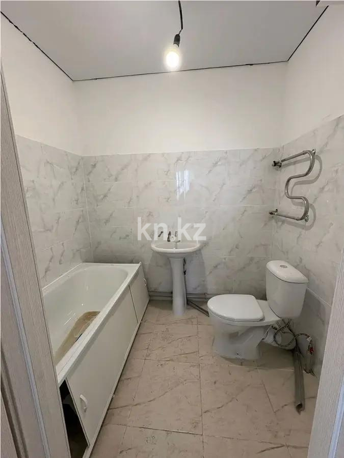 Продажа 3-комнатной квартиры, 59.8 м² в Алматы - фото 5