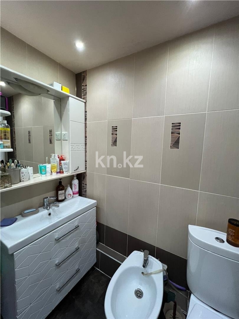 Продажа 4-комнатной квартиры, 77 м² в Караганде - фото 9