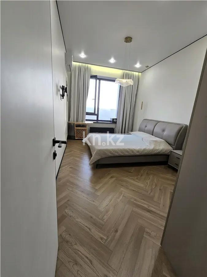 Продажа 2-комнатной квартиры, 60 м², пр. Аль-Фараби, дом  111а в Алматы - фото 2