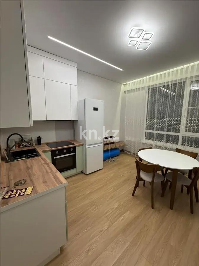 Продажа 1-комнатной квартиры, 40 м², ул. Ашимова, дом  1/5б в Алматы - фото 2