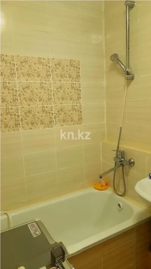 Продажа 2-комнатной квартиры, 45 м², мкр-н 12, дом  7 в Алматы - фото 4