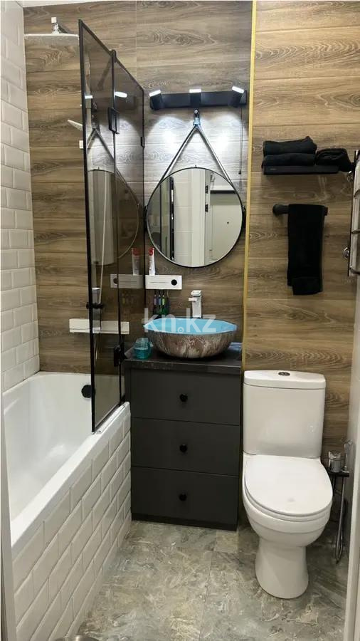 Продажа 2-комнатной квартиры, 57 м², мкр-н Аксай-5, дом  25 в Алматы - фото 3