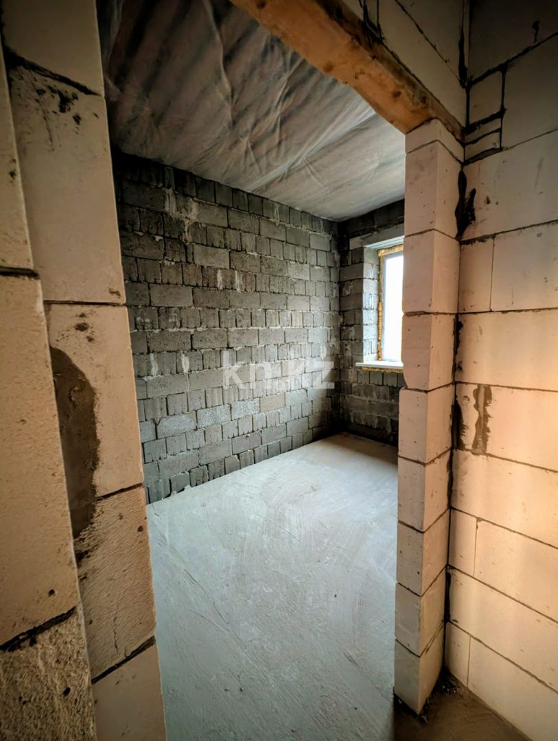 Продажа 4-комнатной квартиры, 135 м², ул. Скоробогатова, дом  108 в Уральске - фото 28