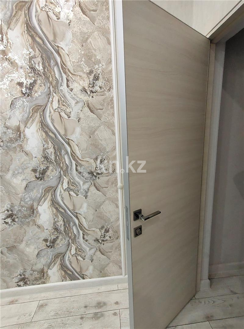 Продажа 3-комнатной квартиры, 74 м², мкр-н Степной-3, дом  1/4 в Караганде - фото 14