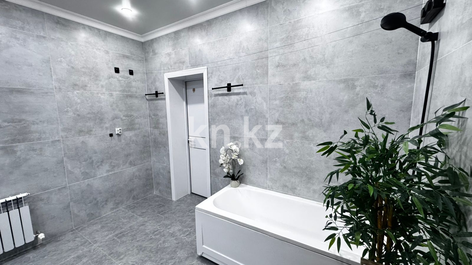 Продажа 2-комнатной квартиры, 112 м² в Алматы - фото 20