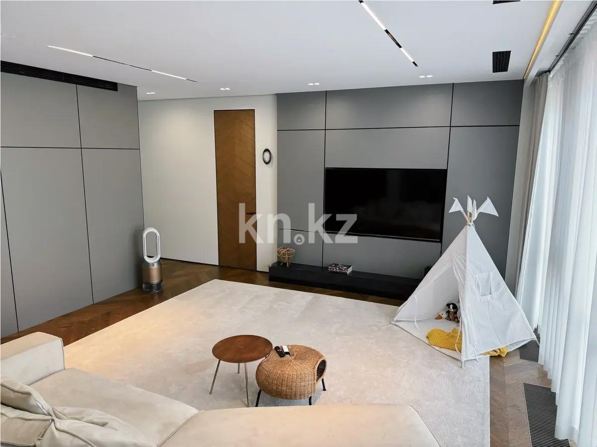 Продажа 3-комнатной квартиры, 140 м² в Алматы - фото 2