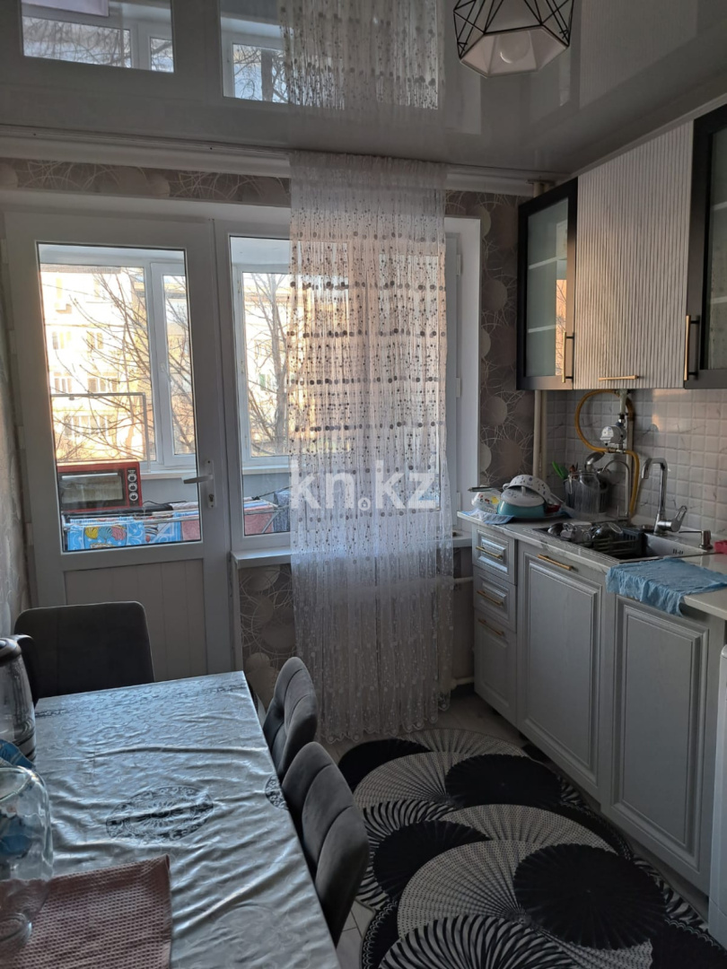 Продажа 3-комнатной квартиры, 64 м², Сатпаева, дом  14 в Таразе
