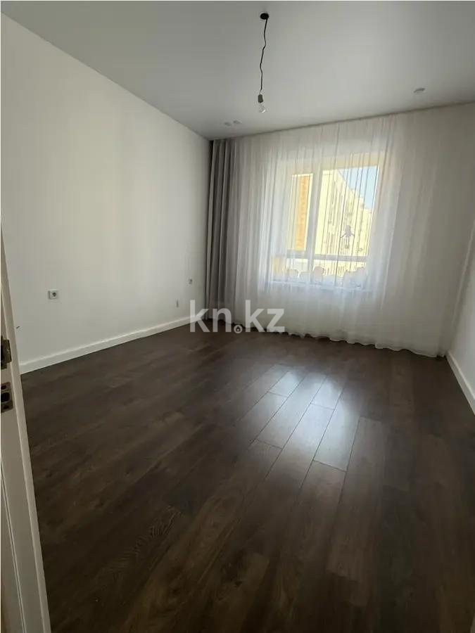 Продажа 4-комнатной квартиры, 102.6 м² в Астане - фото 2