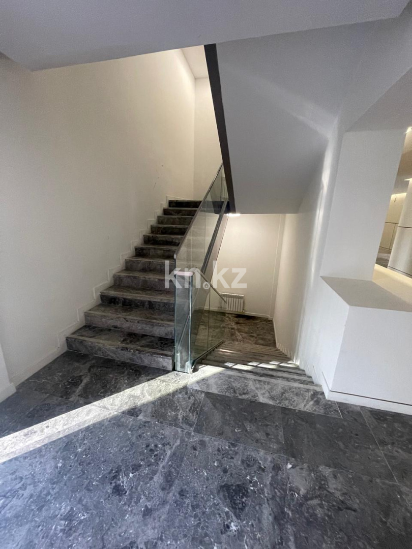 Продажа 6-комнатной квартиры, 190 м², ул. Култобе, дом  24/1 - ул. Аскарова в Алматы - фото 12