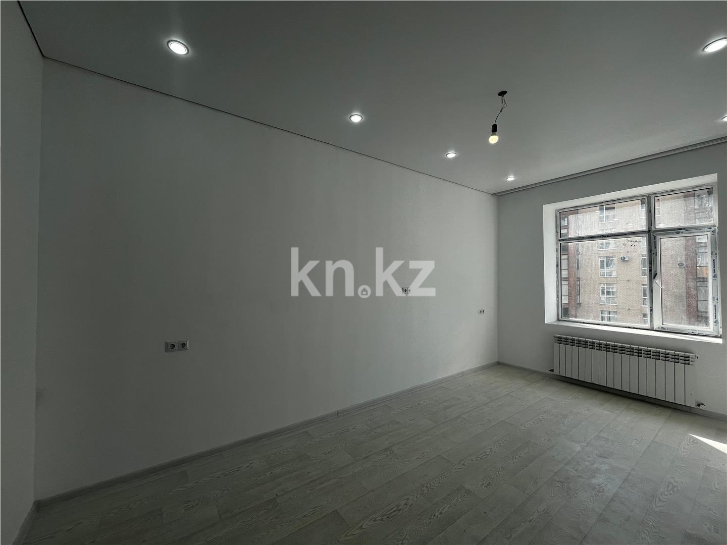 Продажа 1-комнатной квартиры, 42 м², 067 учетный квартал в Караганде - фото 2