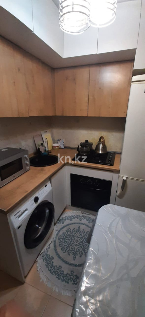 Продажа 3-комнатной квартиры, 57 м², ул. Исиналиева, дом  11 в Алматы - фото 9