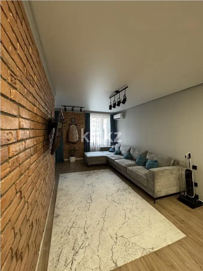 Продажа 3-комнатной квартиры, 90 м² в Караганде