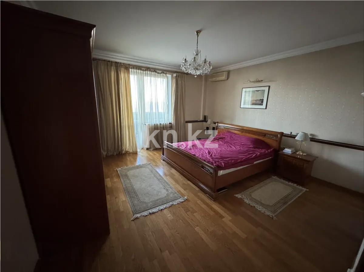 Продажа 3-комнатной квартиры, 162 м², ул. Богенбай батыра, дом  81 в Алматы - фото 2