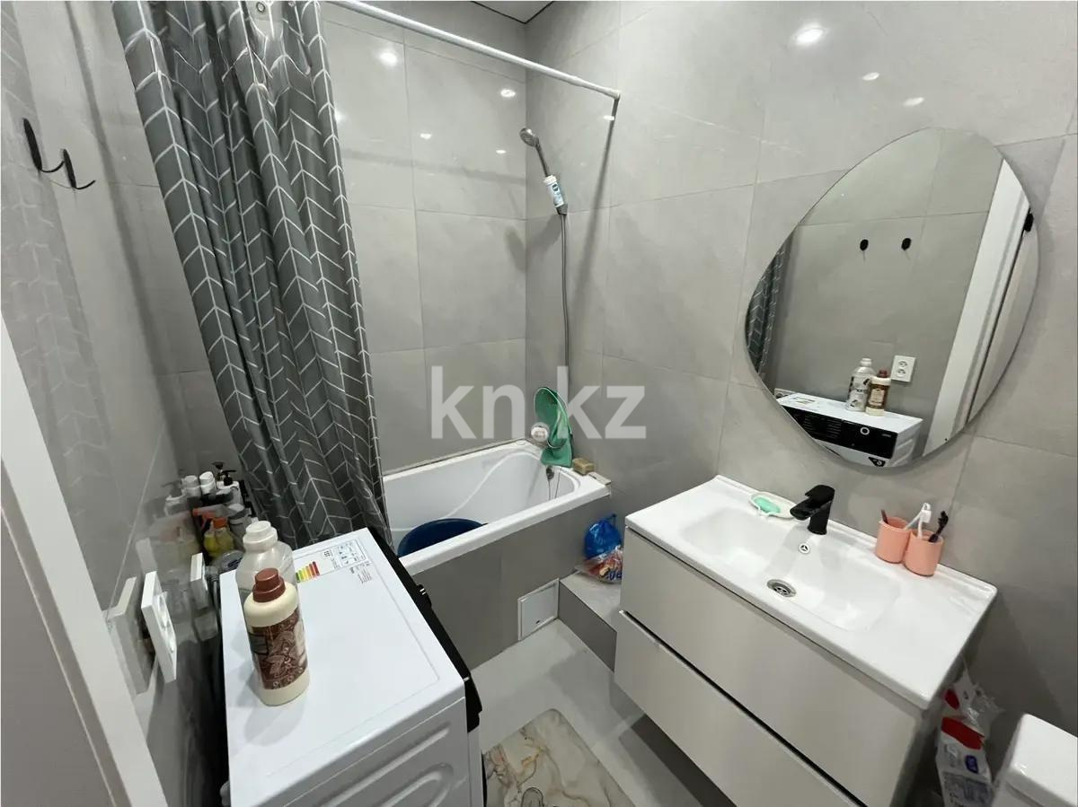 Продажа 2-комнатной квартиры, 62.2 м² в Алматы - фото 4