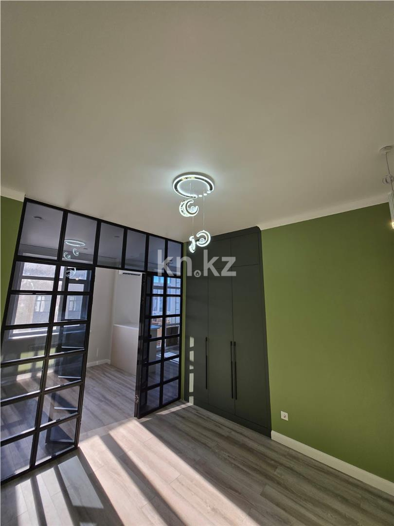 Продажа 2-комнатной квартиры, 46 м², ул. Букетова, дом  3/5 в Караганде