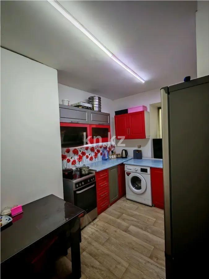 Продажа 2-комнатной квартиры, 44 м², ул. Медицинская, дом  39 в Караганде - фото 3