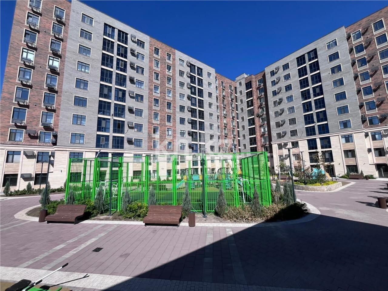Продажа 3-комнатной квартиры, 90 м² в Караганде - фото 3