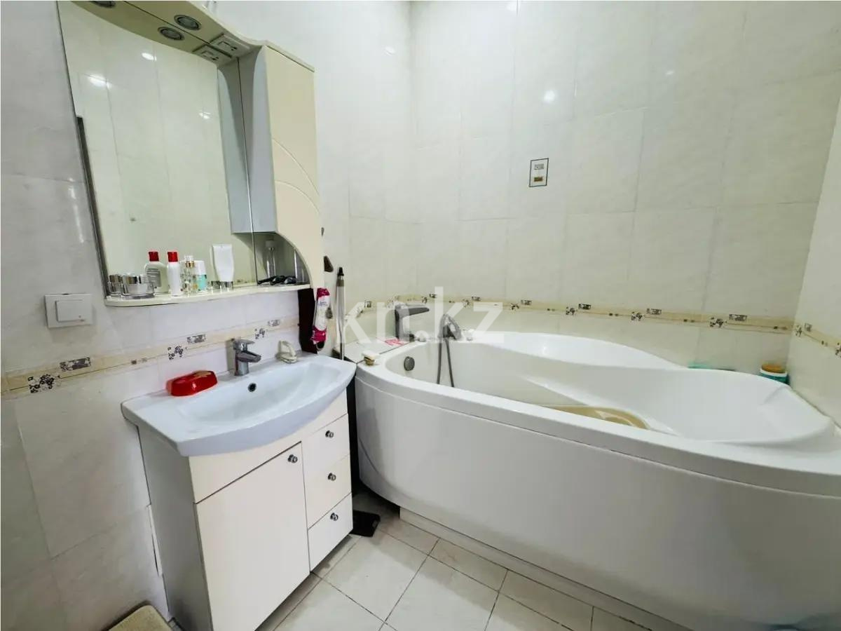 Продажа 4-комнатной квартиры, 133 м² в Астане - фото 4