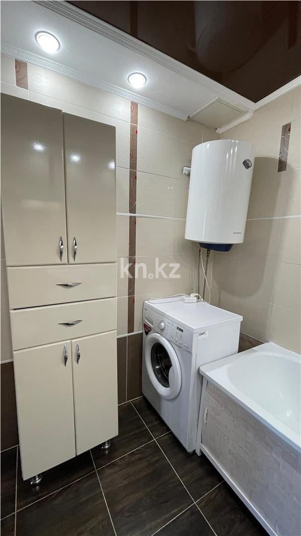 Продажа 3-комнатной квартиры, 61 м², мкр-н 15 в Караганде - фото 16