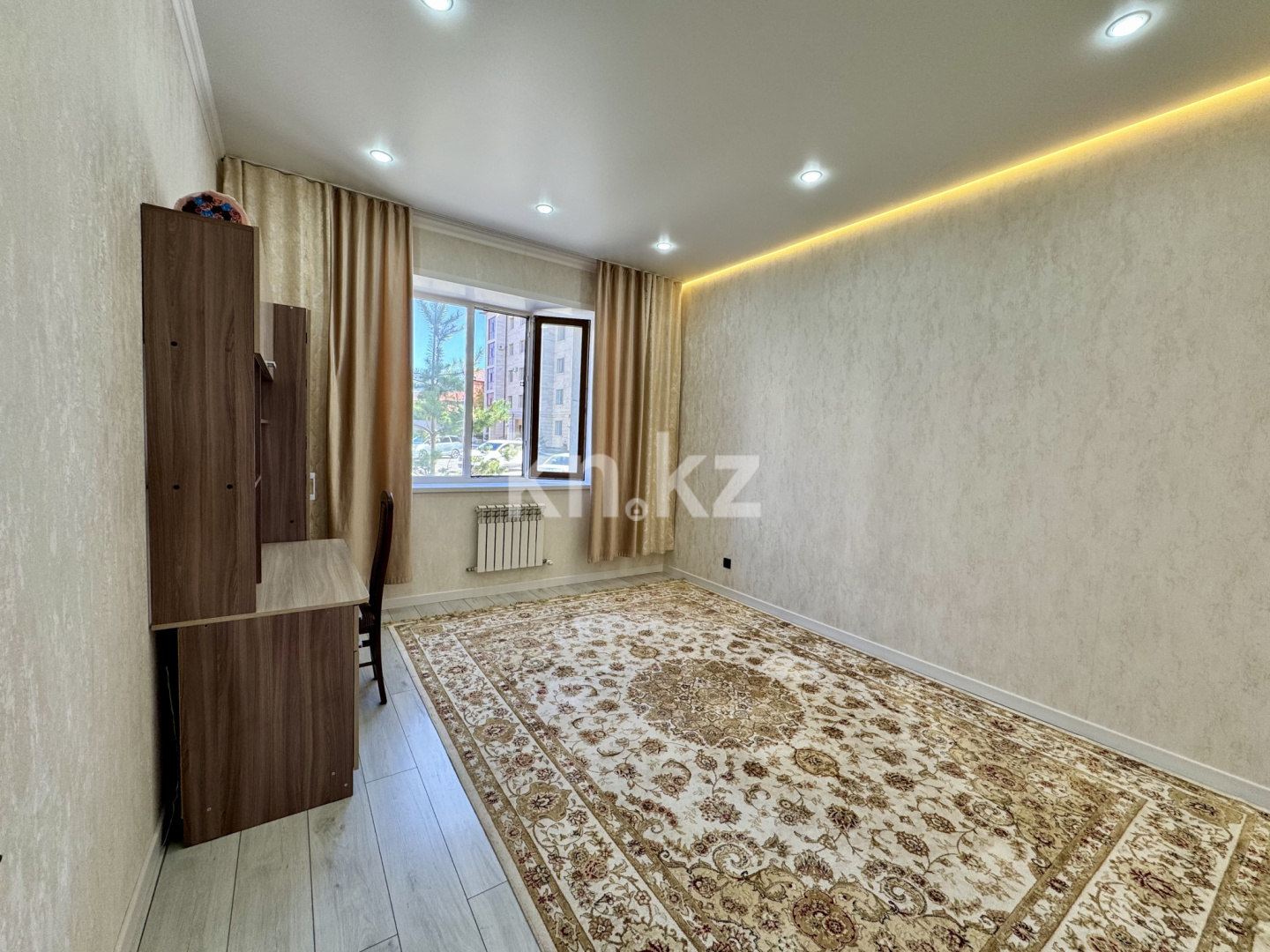 Продажа 2-комнатной квартиры, 65 м², ул. Муканова, дом  51/8 в Караганде - фото 6