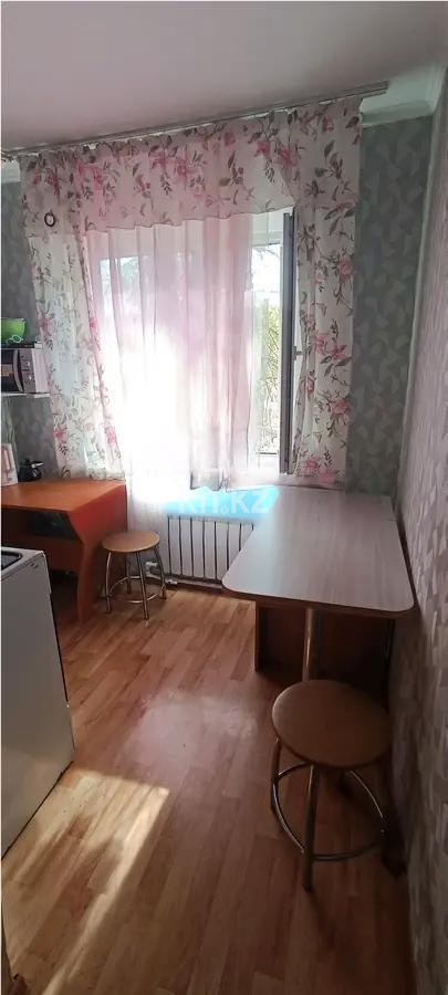 Продажа 1-комнатной квартиры, 31 м², 15 мкр., дом  18 в Караганде - фото 2