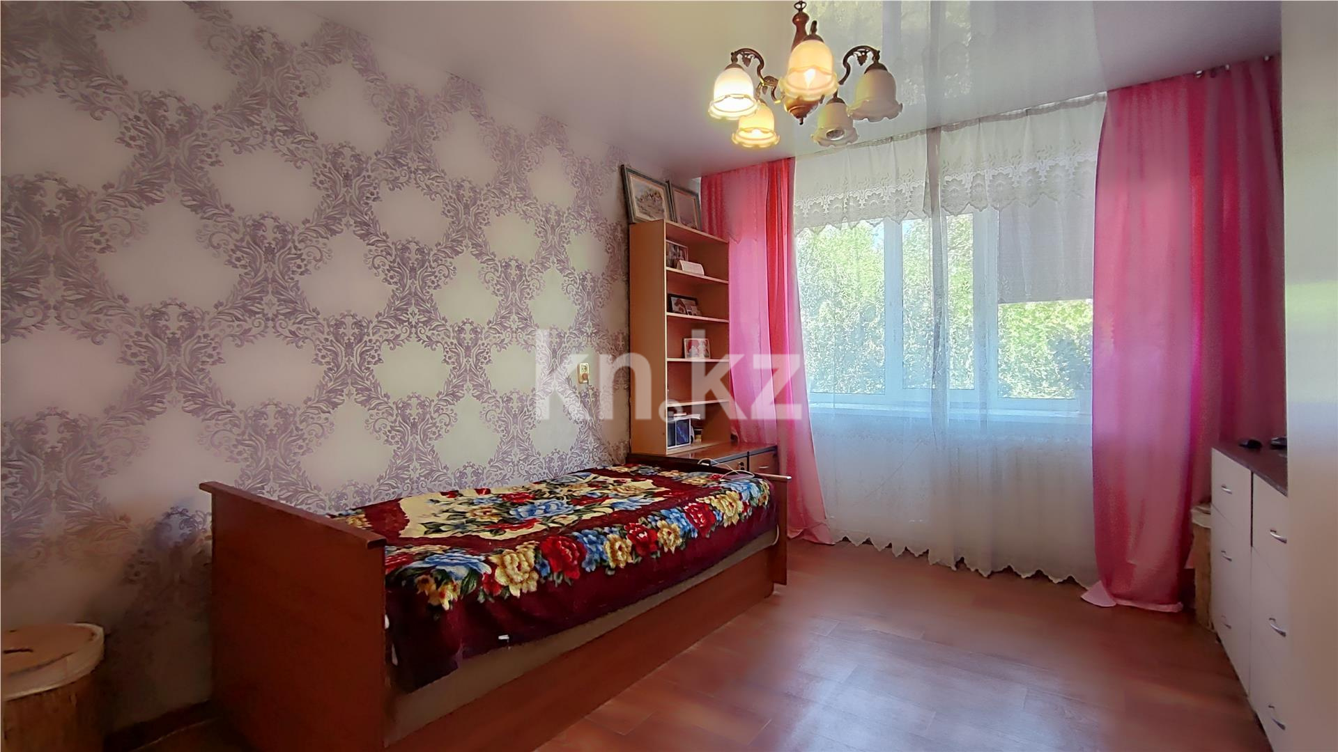 Продажа 3-комнатной квартиры, 61 м², мкр-н 14 в Караганде - фото 5