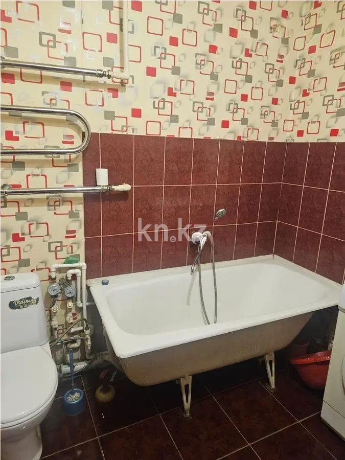 Продажа 3-комнатной квартиры, 55 м², ул. 6-й мик-н в Темиртау - фото 4