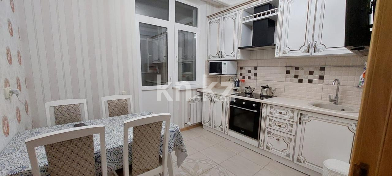 Аренда 1-комнатной квартиры, 40 м² в Астане