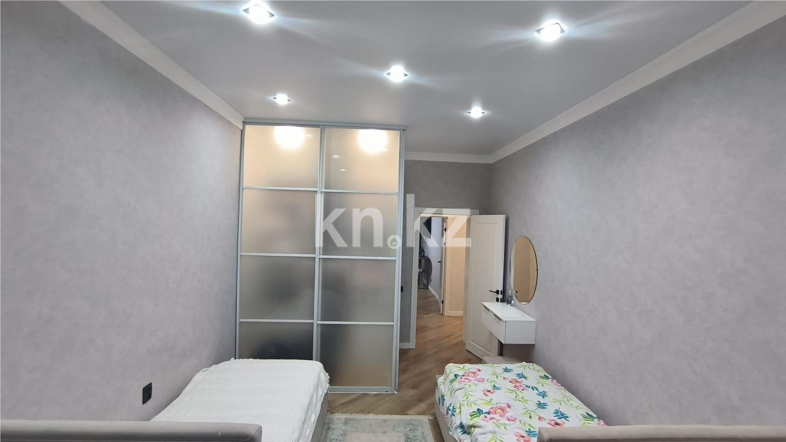 Продажа 3-комнатной квартиры, 86 м², 137 учетный квартал в Караганде - фото 13