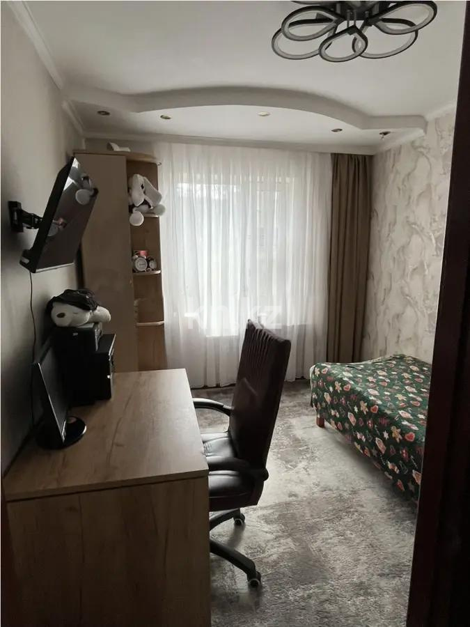 Продажа 4-комнатной квартиры, 81 м² в Караганде - фото 3