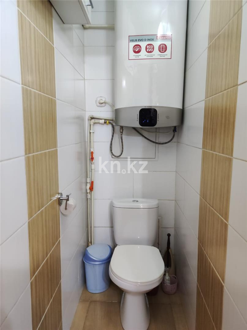 Продажа 3-комнатной квартиры, 84 м², мкр-н 22 в Караганде - фото 13