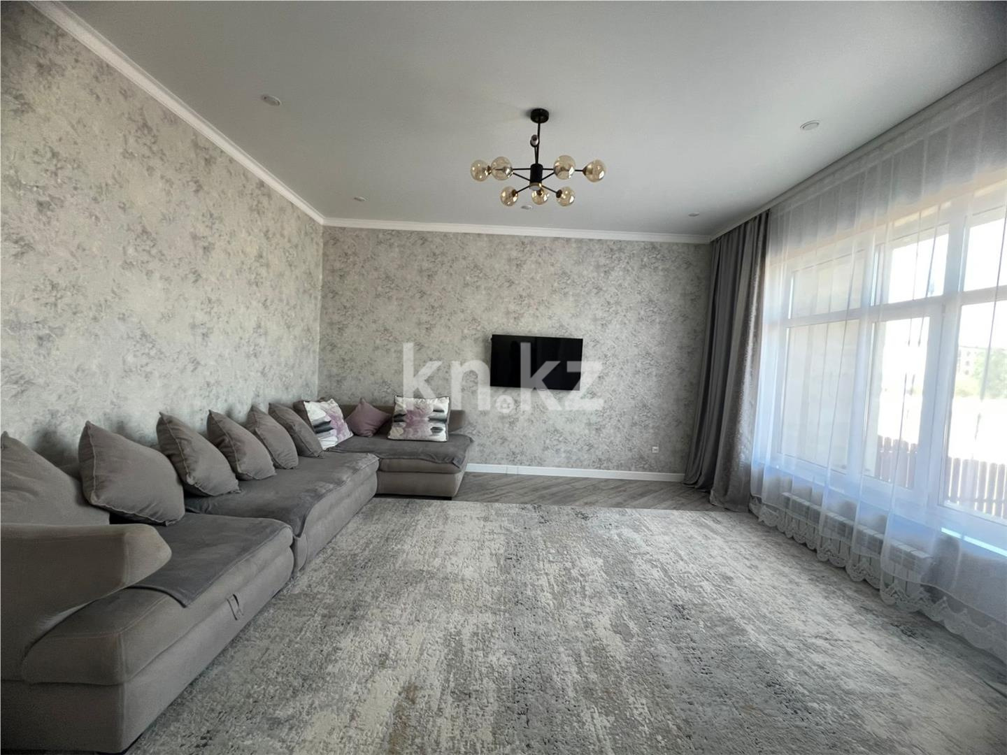 Продажа 4-комнатного дома, 107 м², ул. Муканова в Караганде - фото 3