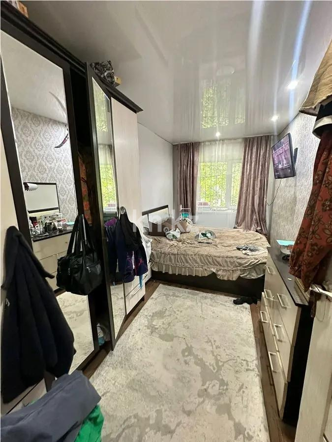 Продажа 3-комнатной квартиры, 57 м², 12 мкр., дом  45 в Караганде - фото 2