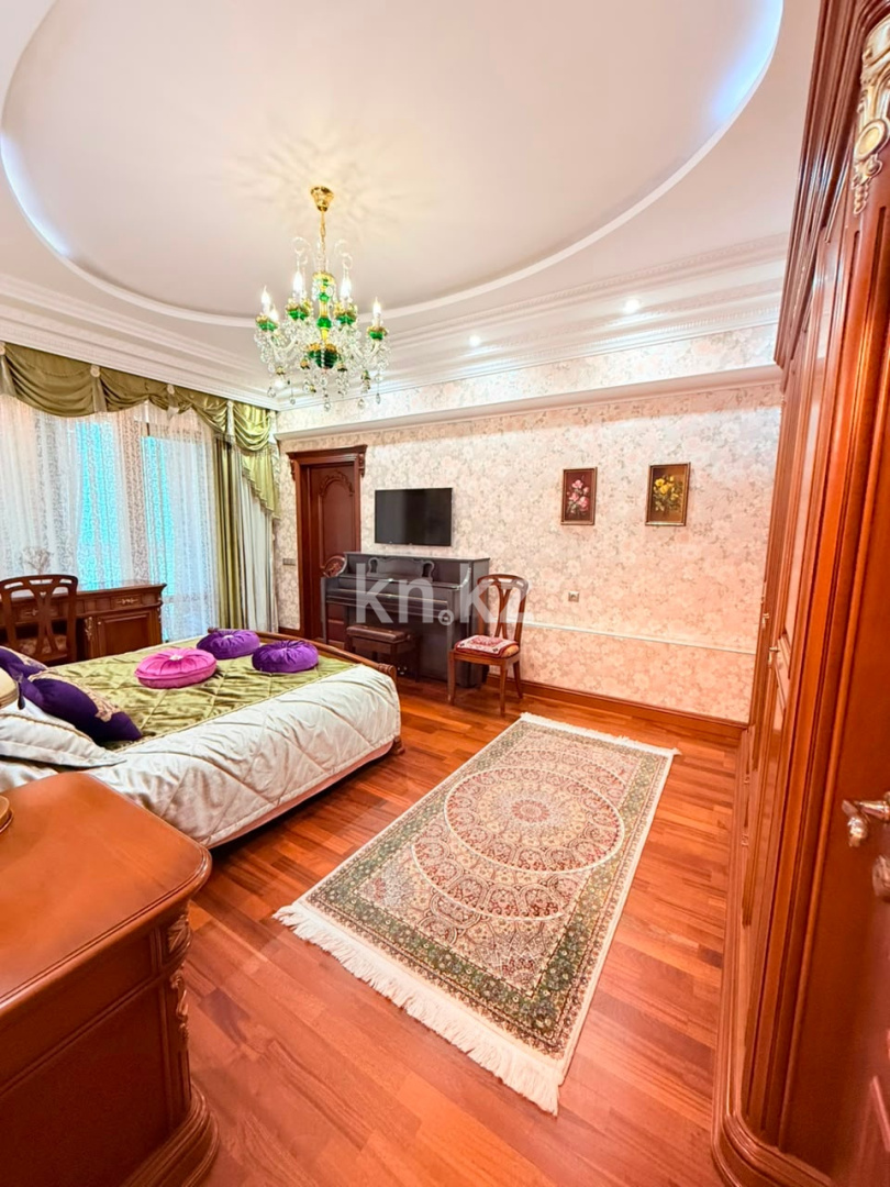 Продажа 5-комнатной квартиры, 300 м² в Астане - фото 40