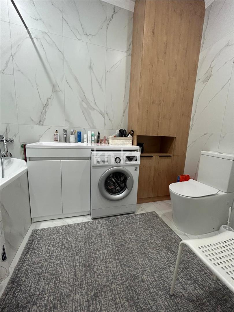 Продажа 3-комнатной квартиры, 100 м², ул. Бокейхана в Астане - фото 16