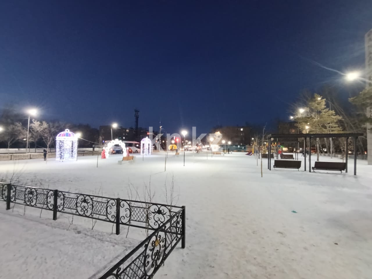 Продажа 3-комнатной квартиры, 62 м², 14 мкр., дом  4А в Караганде - фото 14