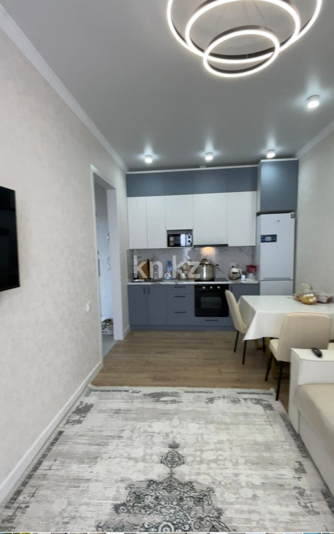 Аренда 2-комнатной квартиры, 42 м² в Астане