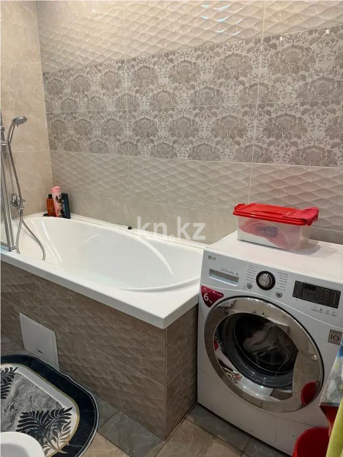 Продажа 4-комнатной квартиры, 150.5 м², ул. Сатпаева, дом  9б в Алматы - фото 5