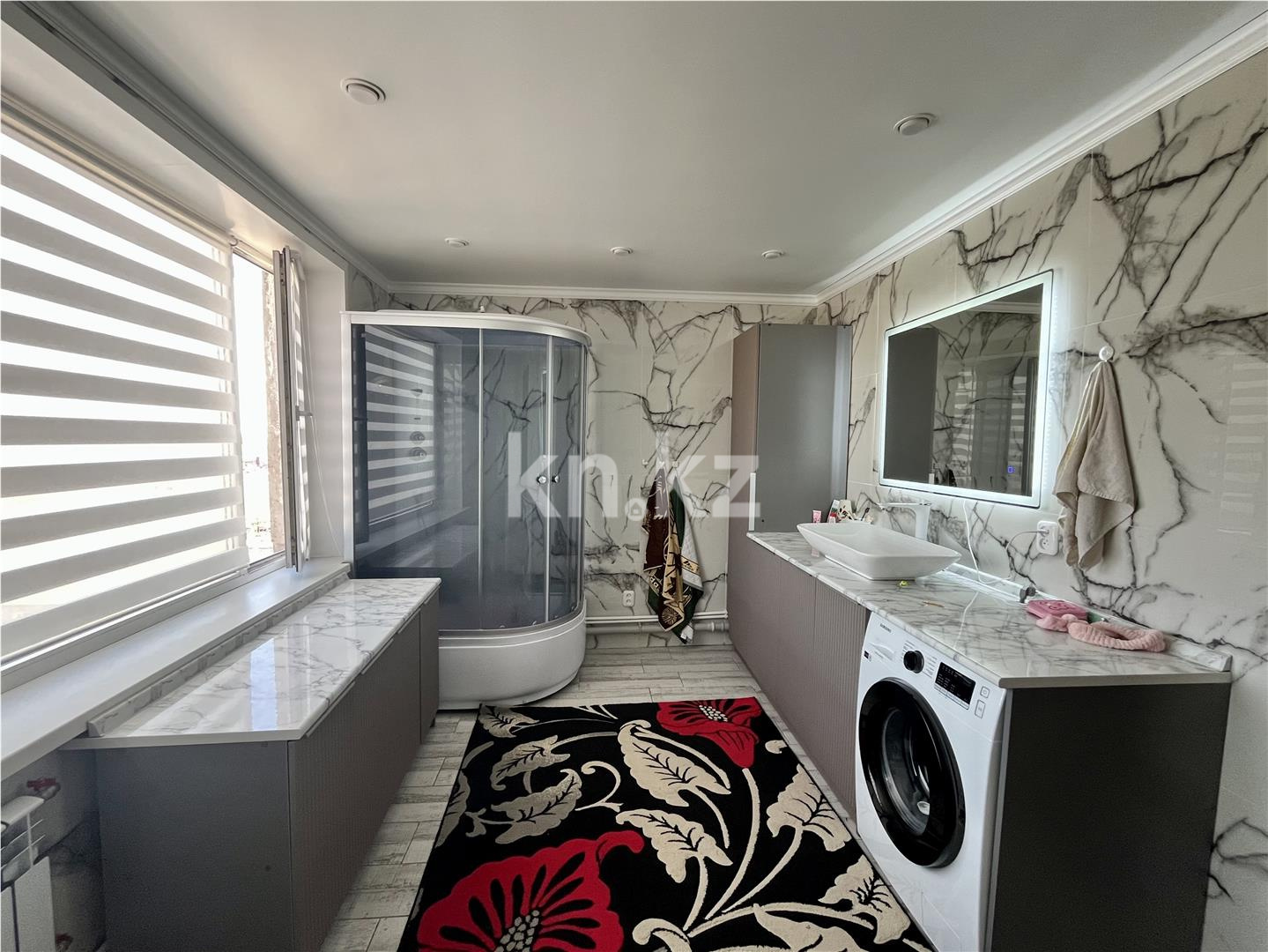 Продажа 6-комнатной квартиры, 79 м², ул. 9-й мкр., дом  42 в Темиртау