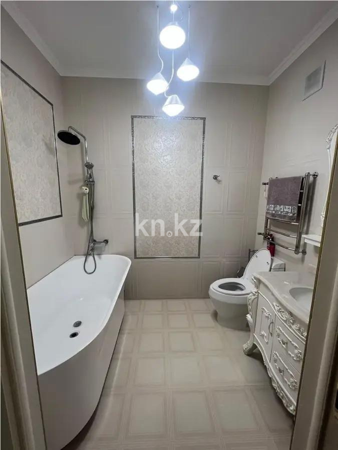 Продажа 2-комнатной квартиры, 70 м² в Алматы - фото 3