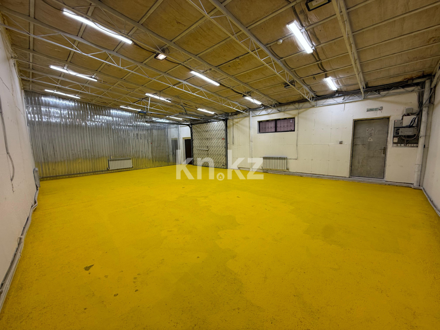 Аренда , 100 м², пр. Райымбека, дом  221/2 - 2ая Гончарная, поворот на Zetu в Алматы