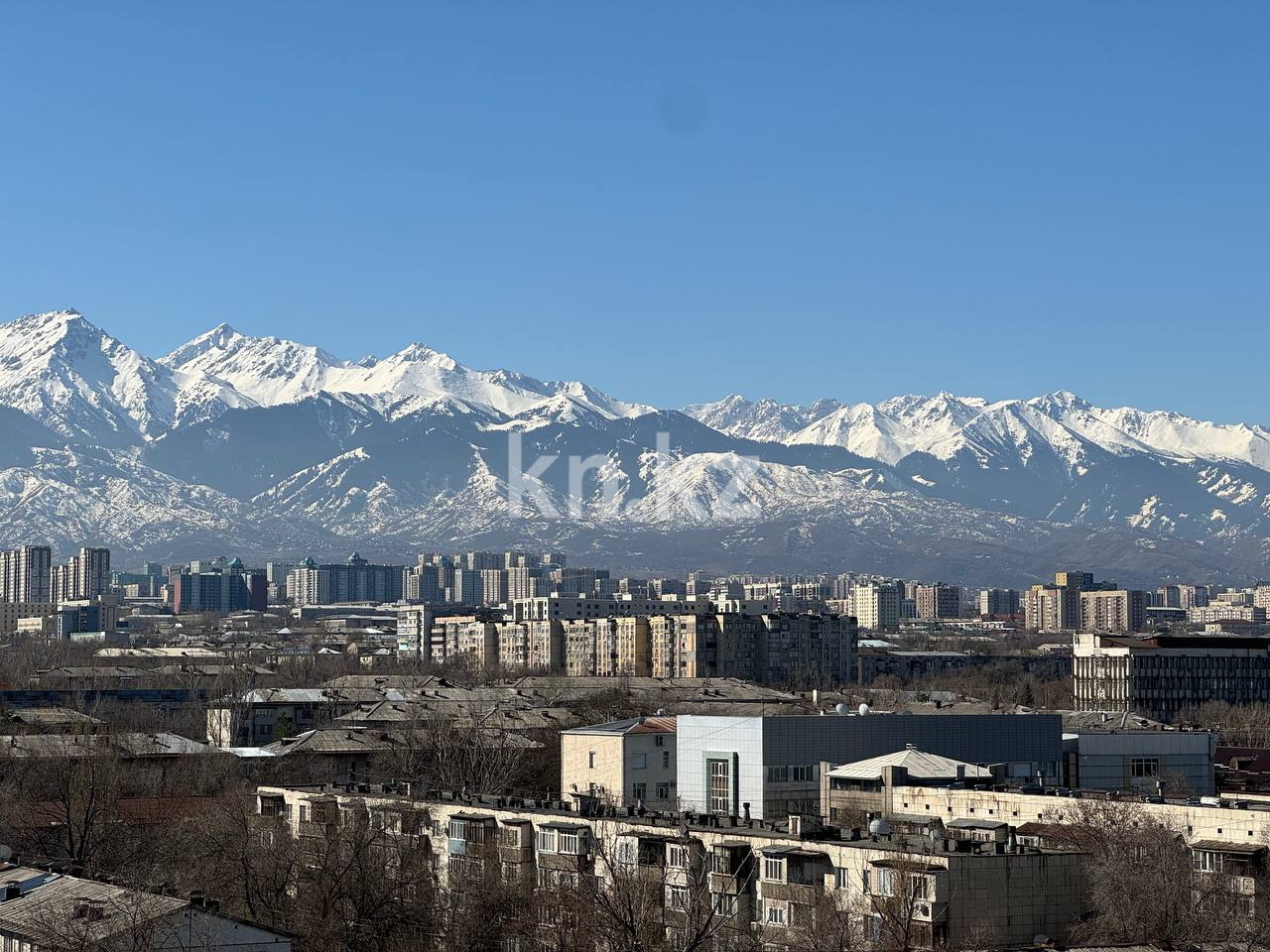 Продажа 1-комнатной квартиры, 40 м² в Алматы - фото 16