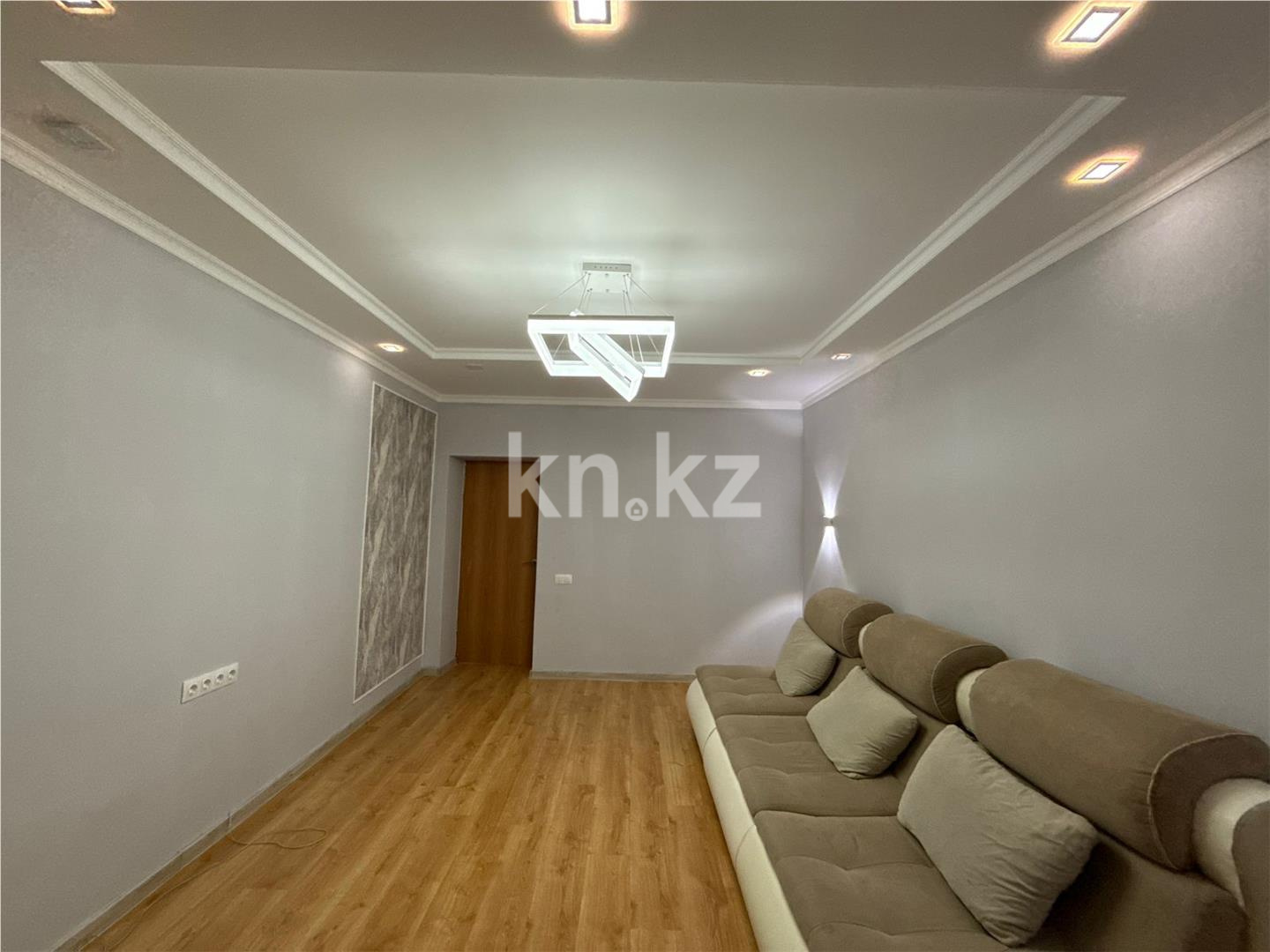 Продажа 3-комнатной квартиры, 77 м², ул. Айтматова в Астане - фото 2