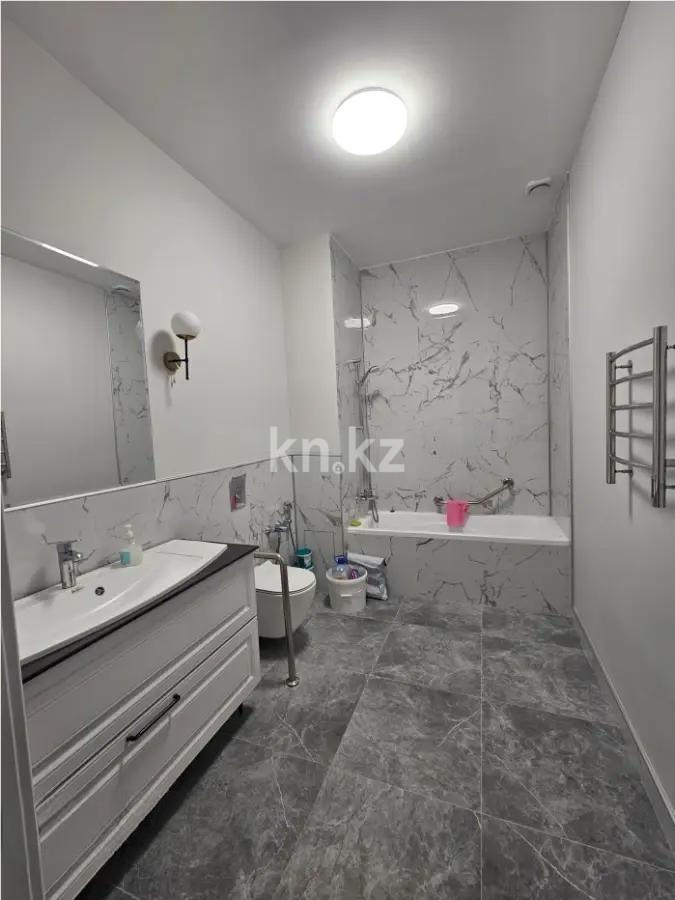 Продажа 4-комнатной квартиры, 256 м² в Астане - фото 9