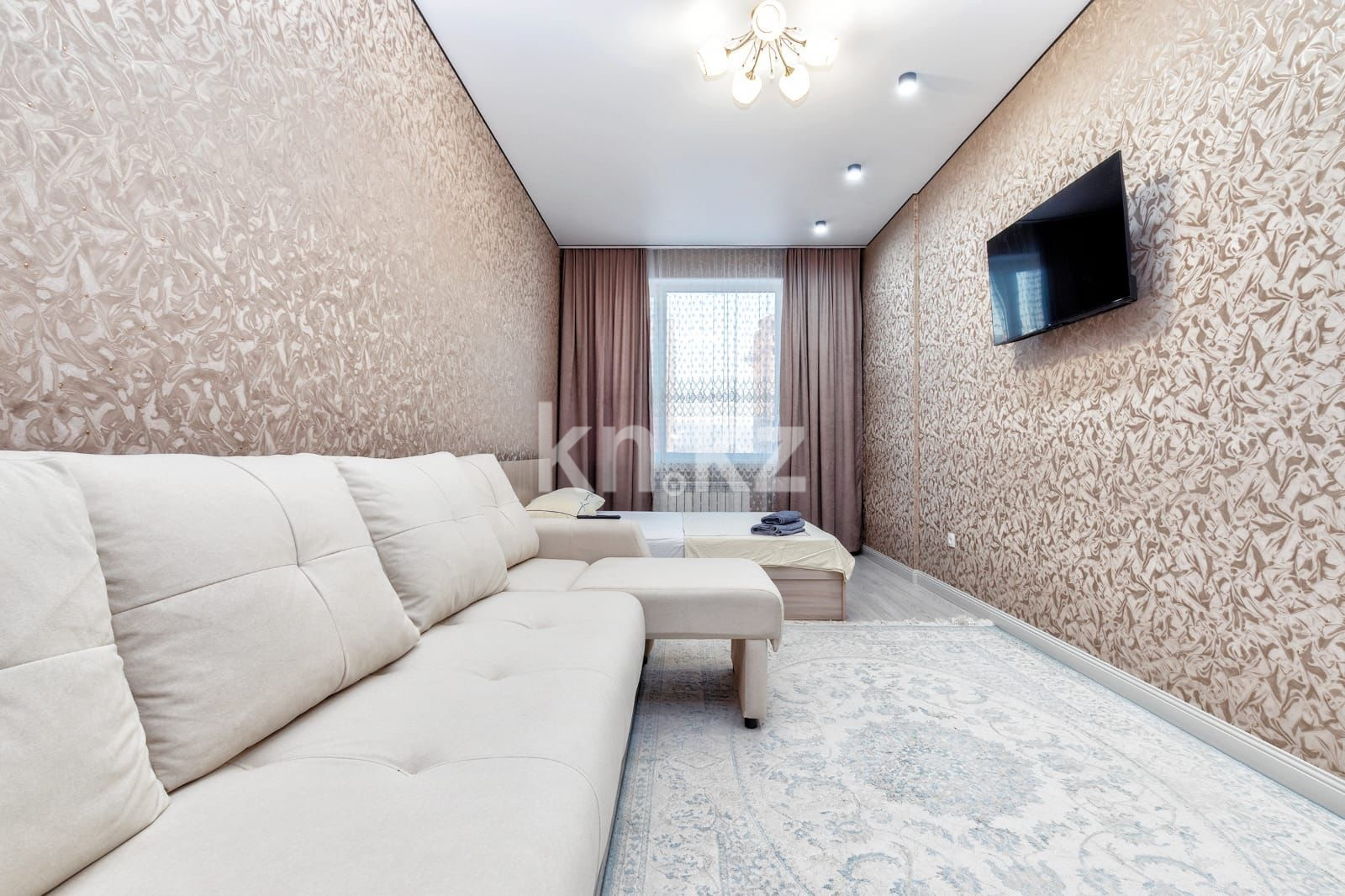 Аренда 3-комнатной квартиры, 86 м², пр. Кабанбай батыра, дом  64 - ул. Рыскулова в Астане