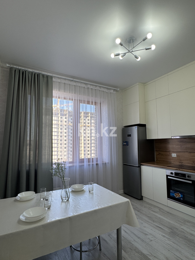 Аренда 1-комнатной квартиры посуточно, 50 м², ул. Кенесары, дом  8 - пр. Сарыарка в Астане - фото 7