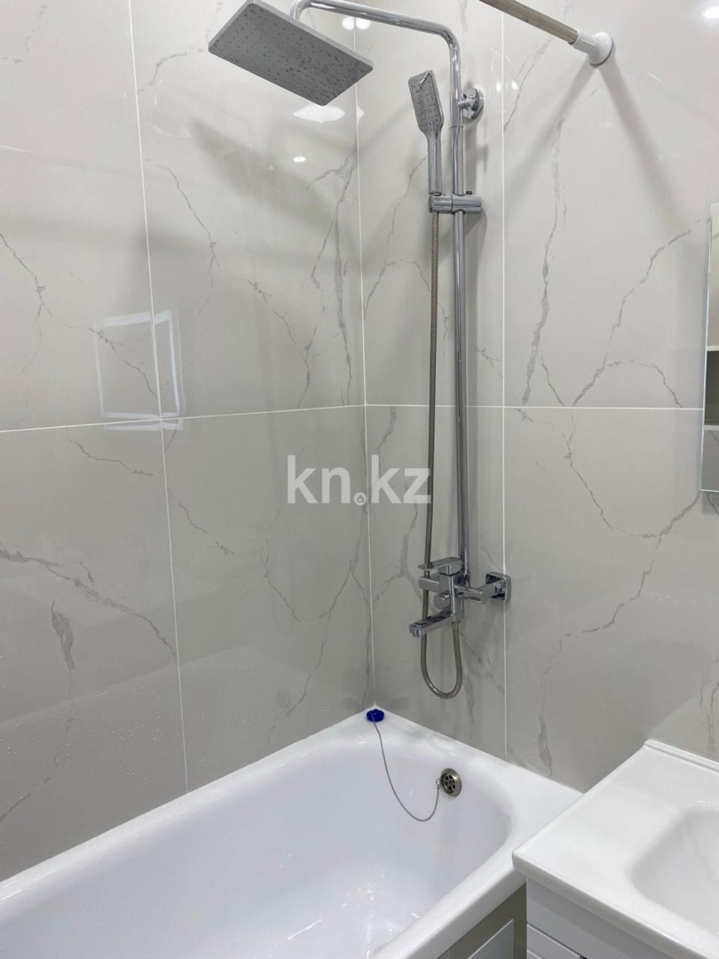 Аренда 1-комнатной квартиры, 52 м² в Алматы - фото 8