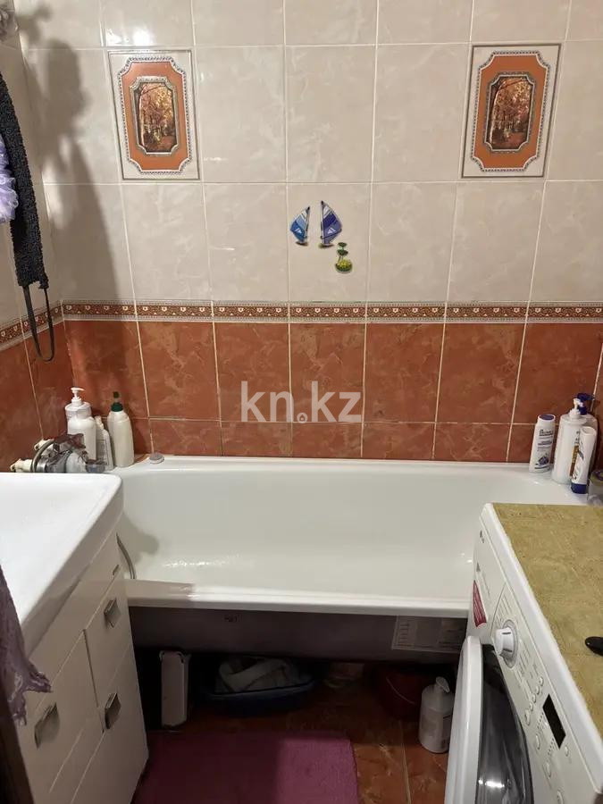 Продажа 2-комнатной квартиры, 54 м², мкр-н Гульдер-1, дом  3 в Караганде - фото 4