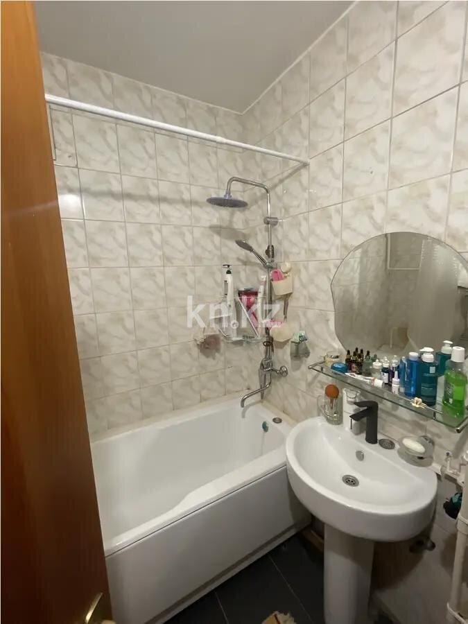 Продажа 2-комнатной квартиры, 51 м² в Алматы - фото 4