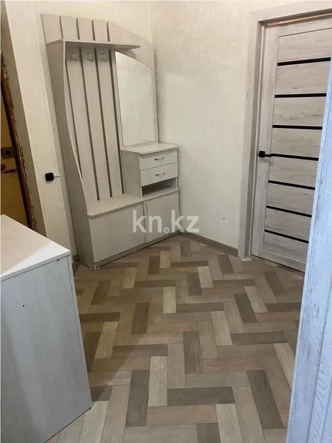 Продажа 3-комнатной квартиры, 64 м², мкр-н 19, дом  44 в Караганде - фото 7